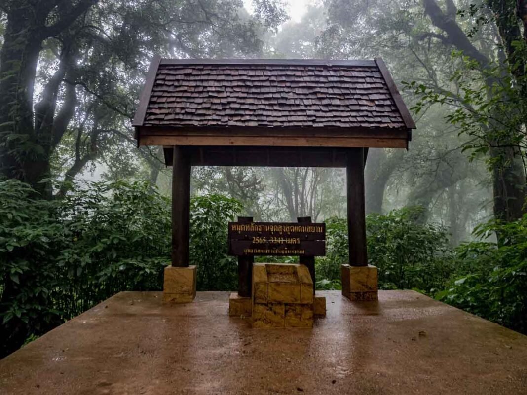 Doi Inthanon National Park – Thai Topest Point Doi Inthanon National Park - Thai Topest Point